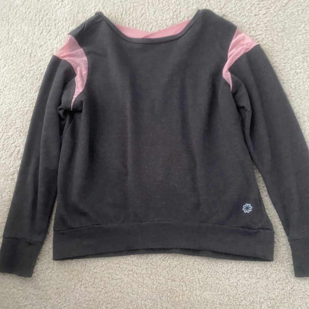 Gray Pro Player Long Sleeve Tee Woman’s Medium